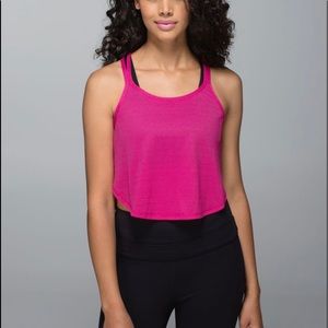 Lululemon On The Run Singlet in Jeweled Magneta